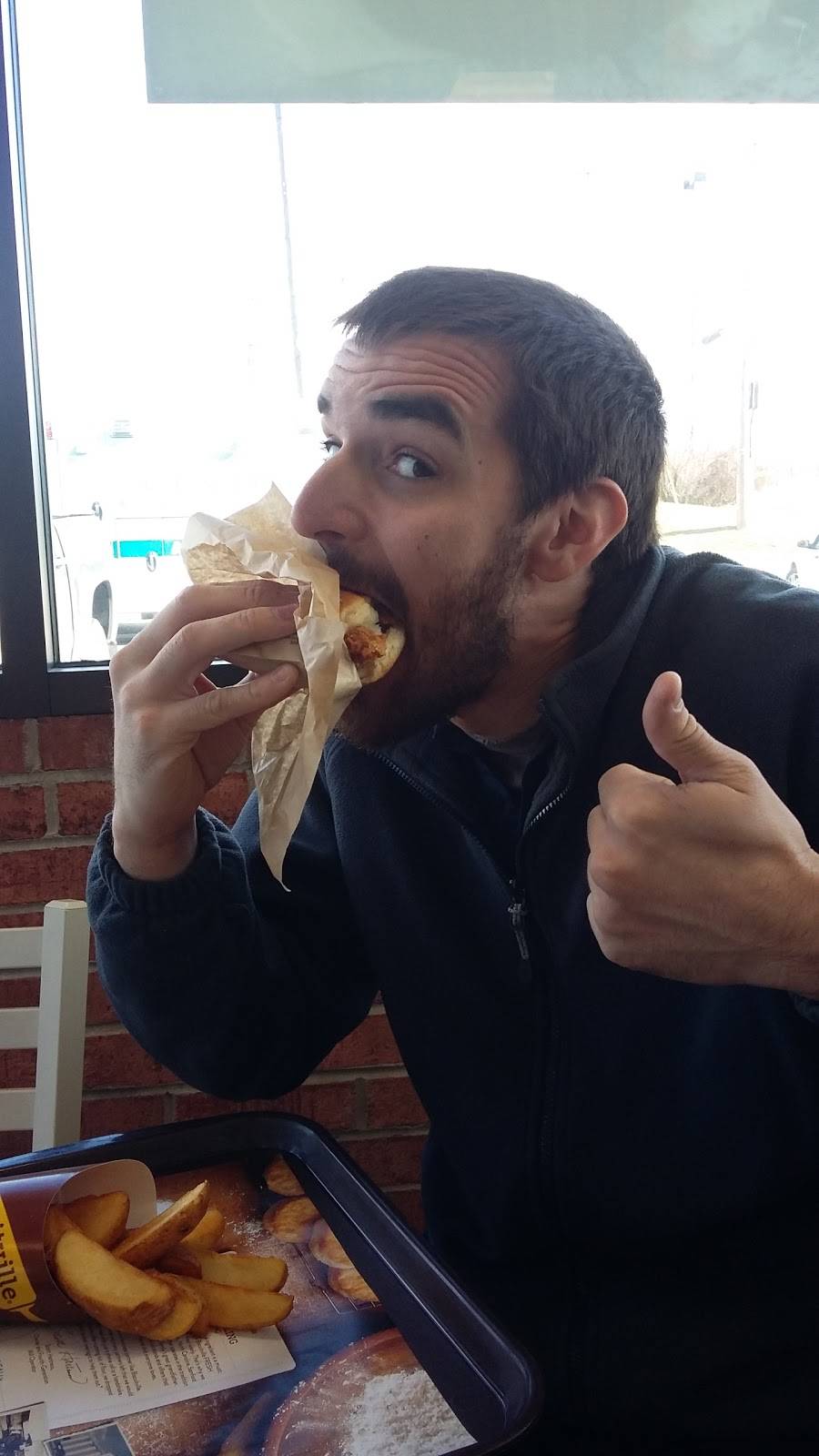 Biscuitville | cafe | 3301 Old Forest Rd, Lynchburg, VA 24501, USA | 4343856177 OR +1 434-385-6177