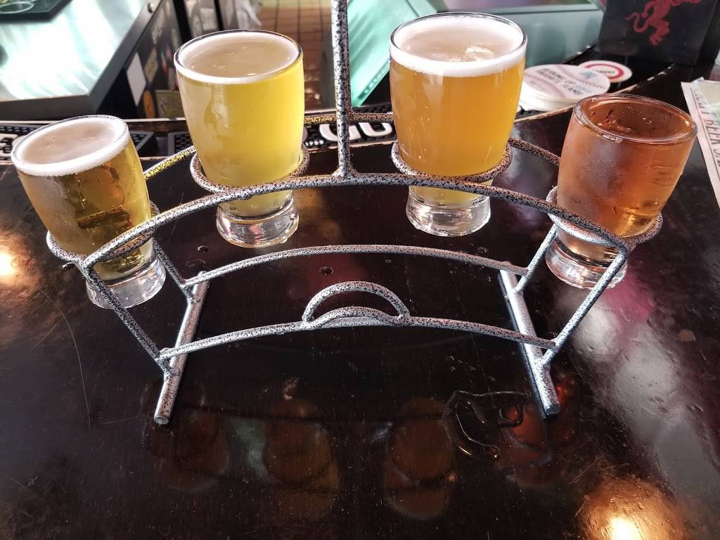 Holloways Irish Pub | restaurant | 6909 SW 18th St, Boca Raton, FL 33433, USA | 5616202318 OR +1 561-620-2318