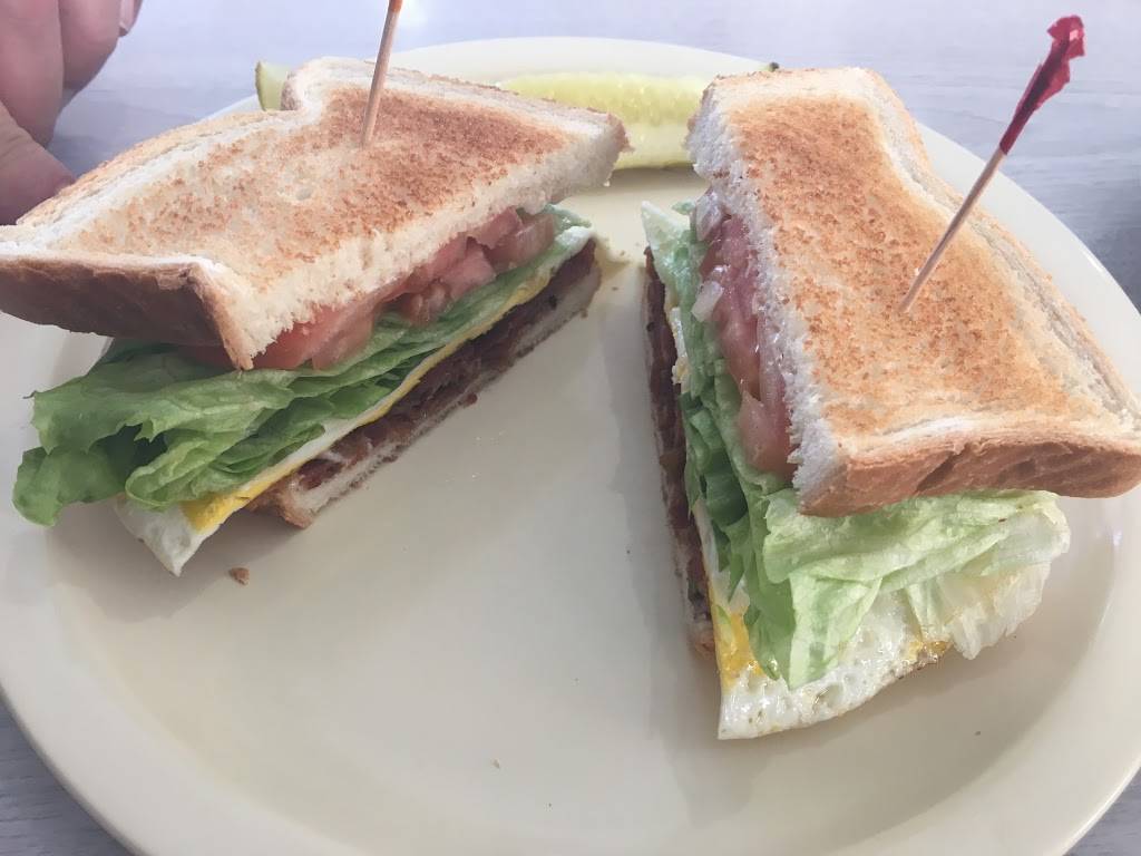 The House Of Pancakes | restaurant | 41734 Hayes Rd, Clinton Twp, MI 48038, USA | 5862866200 OR +1 586-286-6200