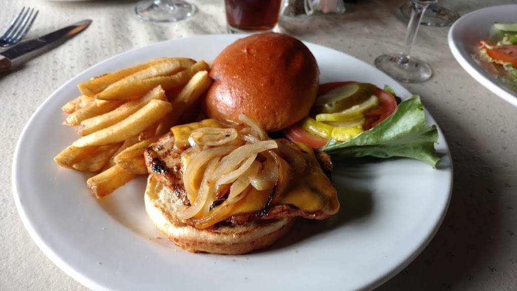 McNamaras | restaurant | 4328 W Irving Park Rd, Chicago, IL 60641, USA | 7737251800 OR +1 773-725-1800