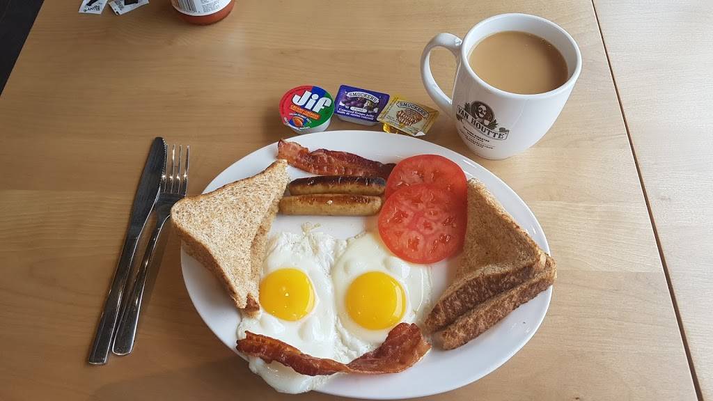 A&W Canada | restaurant | 390 Dundas St E, Oakville, ON L6H 6Z9, Canada | 9052576822 OR +1 905-257-6822