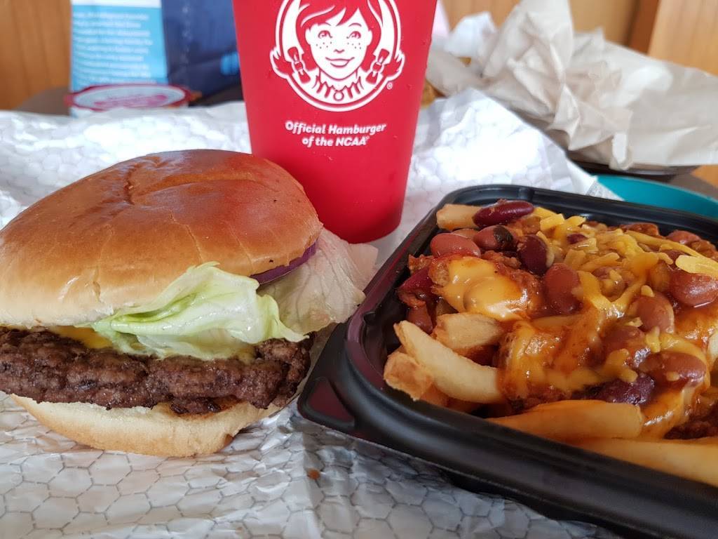 Wendys | restaurant | 821 Real Rd, Bakersfield, CA 93309, USA | 6613256358 OR +1 661-325-6358