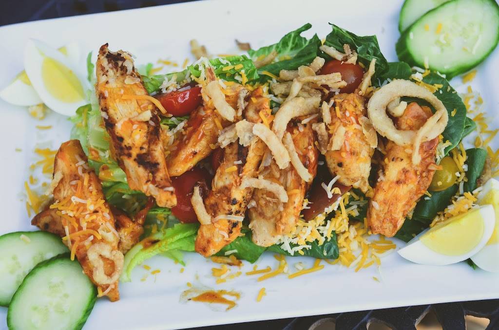 McCartys@eatoncountryclub | restaurant | 9013, 37661 Co Rd 39, Eaton, CO 80615, USA | 9704542106 OR +1 970-454-2106