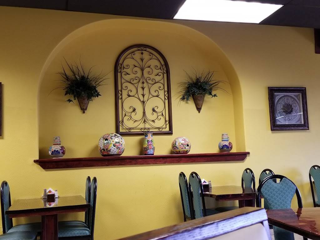 El Patio Mexican Restaurant | restaurant | 165 Southtowne Blvd, Hollister, MO 65672, USA | 4172970647 OR +1 417-297-0647