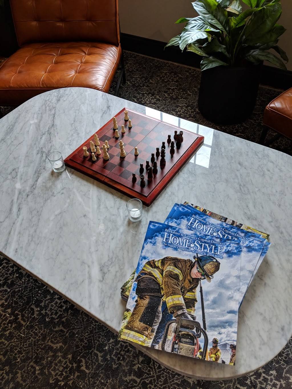 The Wick Restaurant and Lobby bar | restaurant | 41 Cross St, Hudson, NY 12534, USA | 5182496825 OR +1 518-249-6825