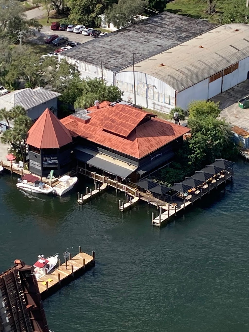 Pirate Republic Seafood Restaurant | restaurant | 400 SW 3rd Ave, Fort Lauderdale, FL 33315, USA | 9547613500 OR +1 954-761-3500