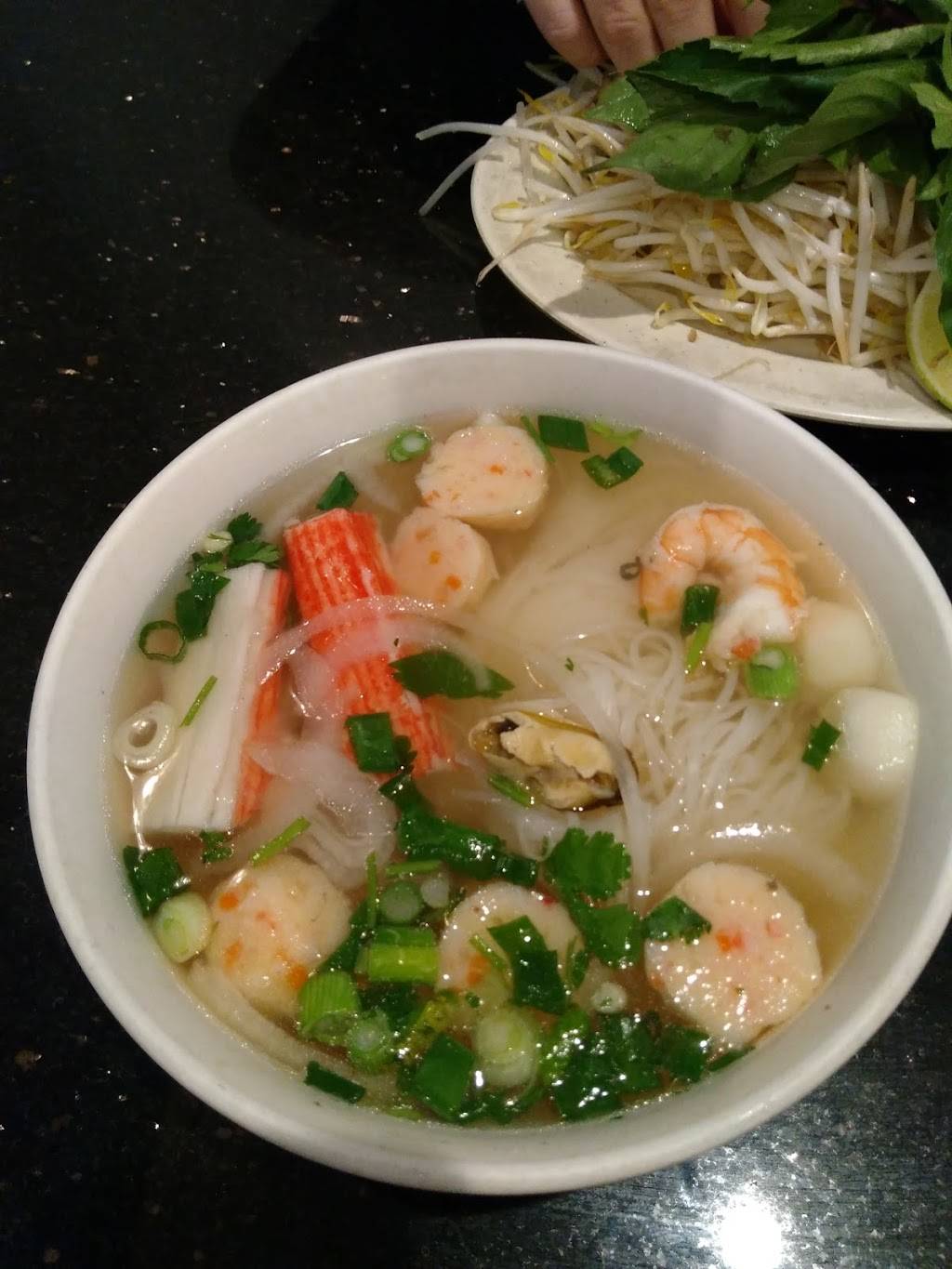 Pho 75 | restaurant | 13736 E Quincy Ave, Aurora, CO 80015, USA | 3036997777 OR +1 303-699-7777