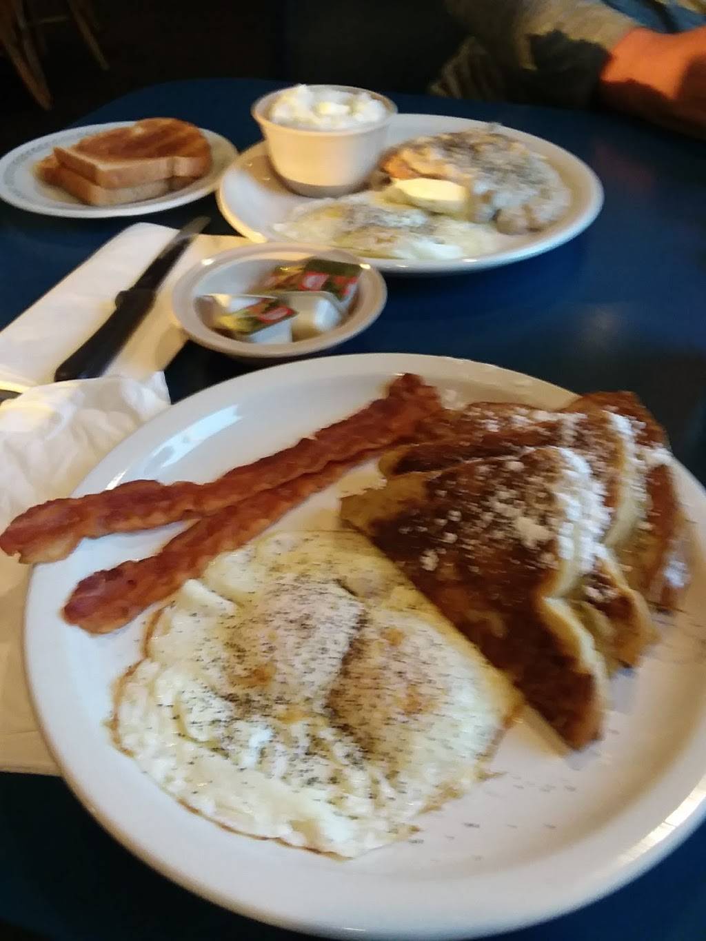 Portside Galley | restaurant | 101 George J King Blvd #4, Cape Canaveral, FL 32920, USA | 3218680018 OR +1 321-868-0018