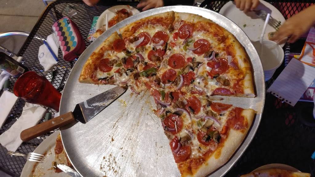 Mezzaluna Restaurant | restaurant | 157 Canada St, Lake George, NY 12845, USA | 5186689090 OR +1 518-668-9090