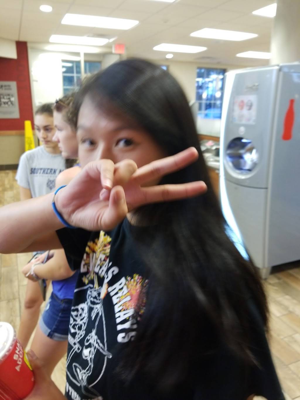 Wendys | restaurant | 831 Roosevelt Trail, Windham, ME 04062, USA | 2078920270 OR +1 207-892-0270