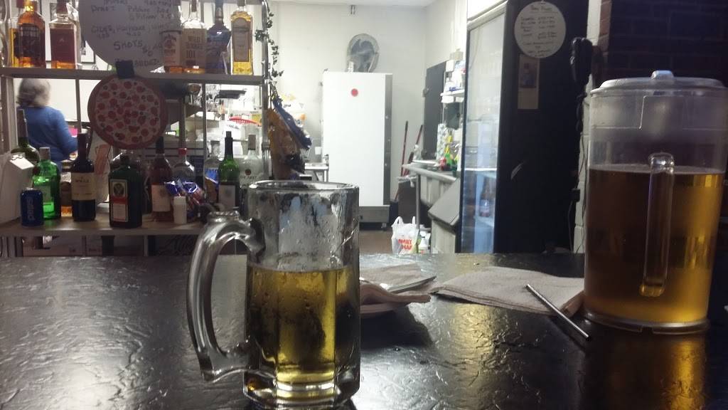 Pizza Pub & Patio | restaurant | 1 W Broadway St, Wellston, OH 45692, USA | 7403846682 OR +1 740-384-6682