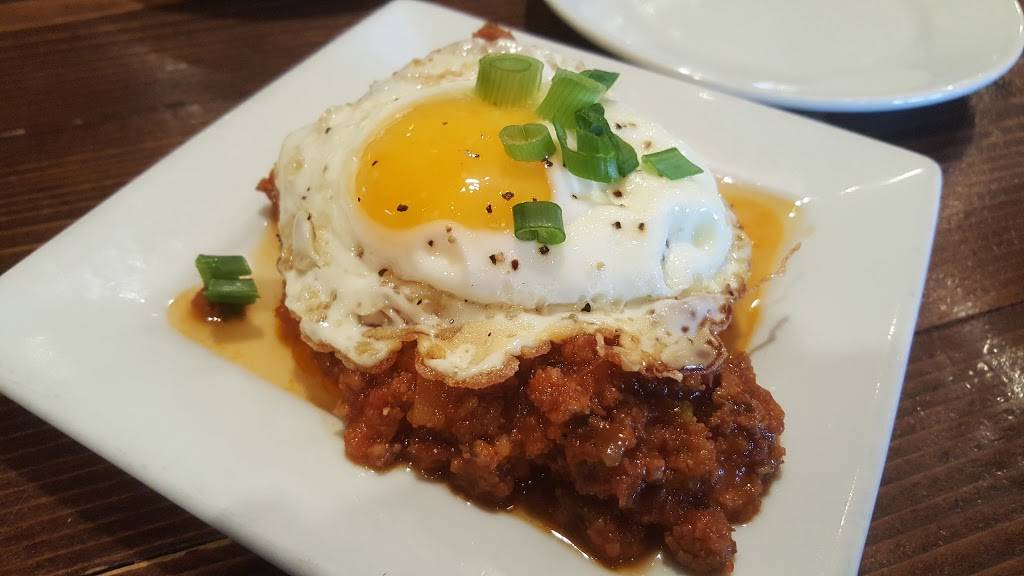 Bacari W. Adams | restaurant | 2308 S Union Ave, Los Angeles, CA 90007, USA | 2137487205 OR +1 213-748-7205