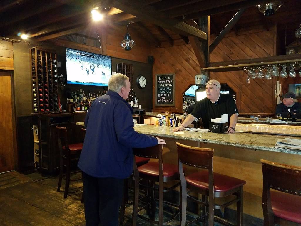 Courtyard Restaurant & Pub | night club | 1337 County Rd, Bourne, MA 02532, USA | 5085631818 OR +1 508-563-1818