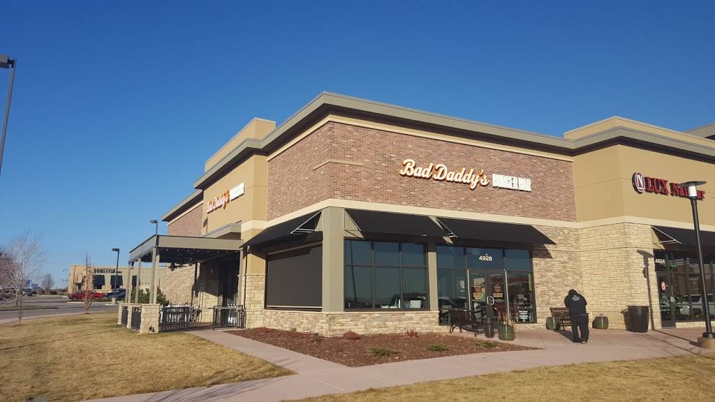 Bad Daddys Burger Bar | restaurant | 4928 Thompson Pkwy, Johnstown, CO 80534, USA | 9706674978 OR +1 970-667-4978