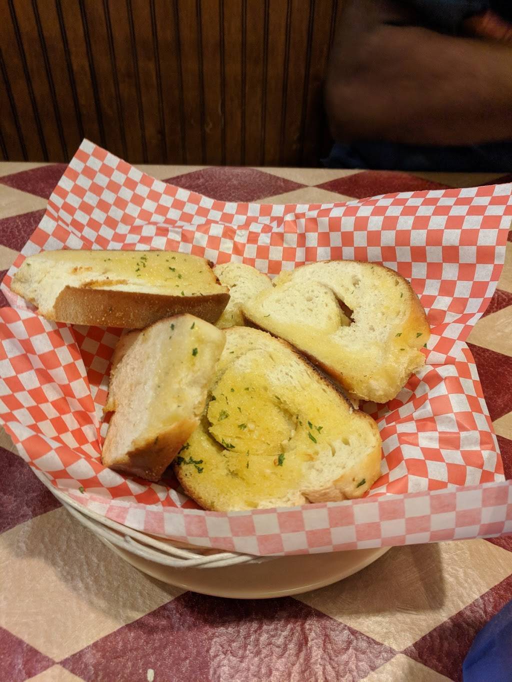 Vinnys Italian Grill | restaurant | 397 Garrisonville Rd, Stafford, VA 22554, USA | 5406578400 OR +1 540-657-8400