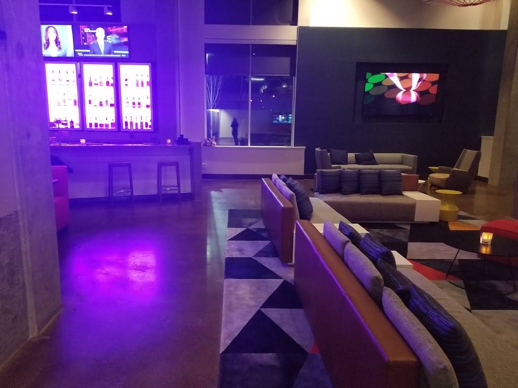W XYZ Lounge | restaurant | 15220 NE Shen Street, #150, Redmond, WA 98052, USA | 4256369922 OR +1 425-636-9922