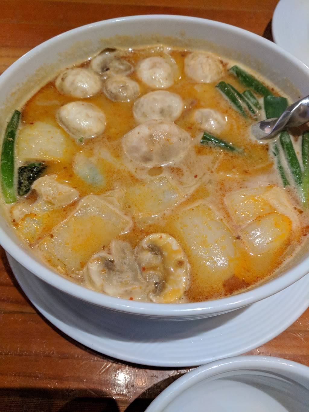 Bai Mint Thai Kitchen | restaurant | 4408 SE Woodstock Blvd, Portland, OR 97206, USA | 5037195070 OR +1 503-719-5070