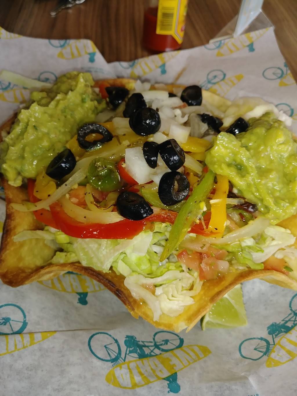 Taco Del Mar - Northgate | restaurant | 11016 8th Ave NE, Seattle, WA 98125, USA | 2062676767 OR +1 206-267-6767