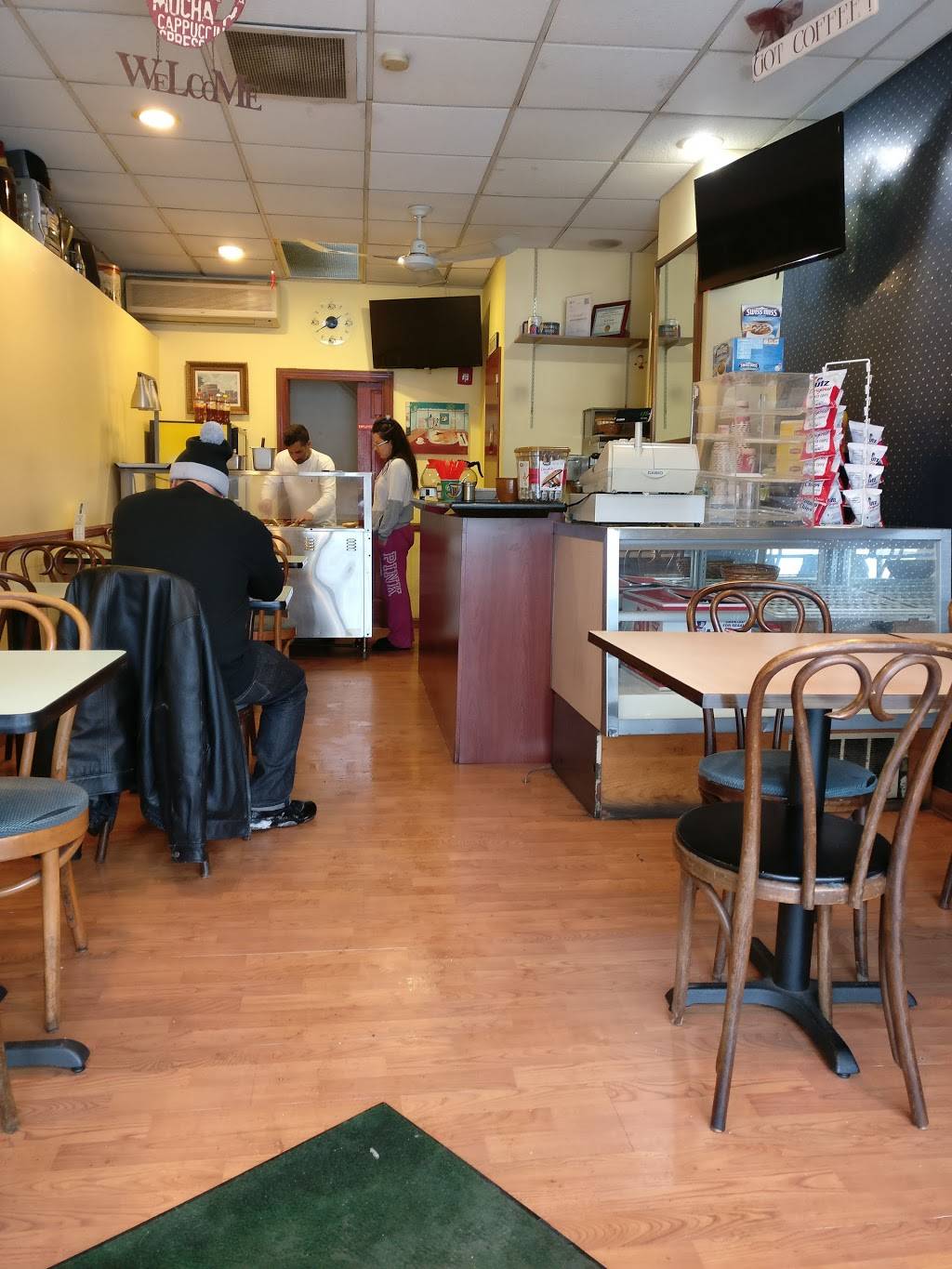 Caffe Chicco | meal takeaway | 2532 S Broad St, Philadelphia, PA 19145, USA | 2153343100 OR +1 215-334-3100