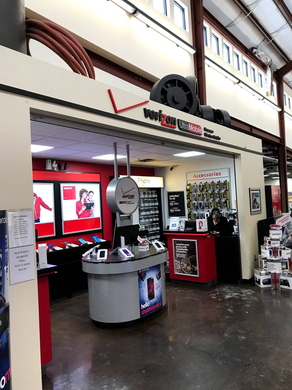 BP | restaurant | 3001 Grant St, Gary, IN 46408, USA | 2198841133 OR +1 219-884-1133