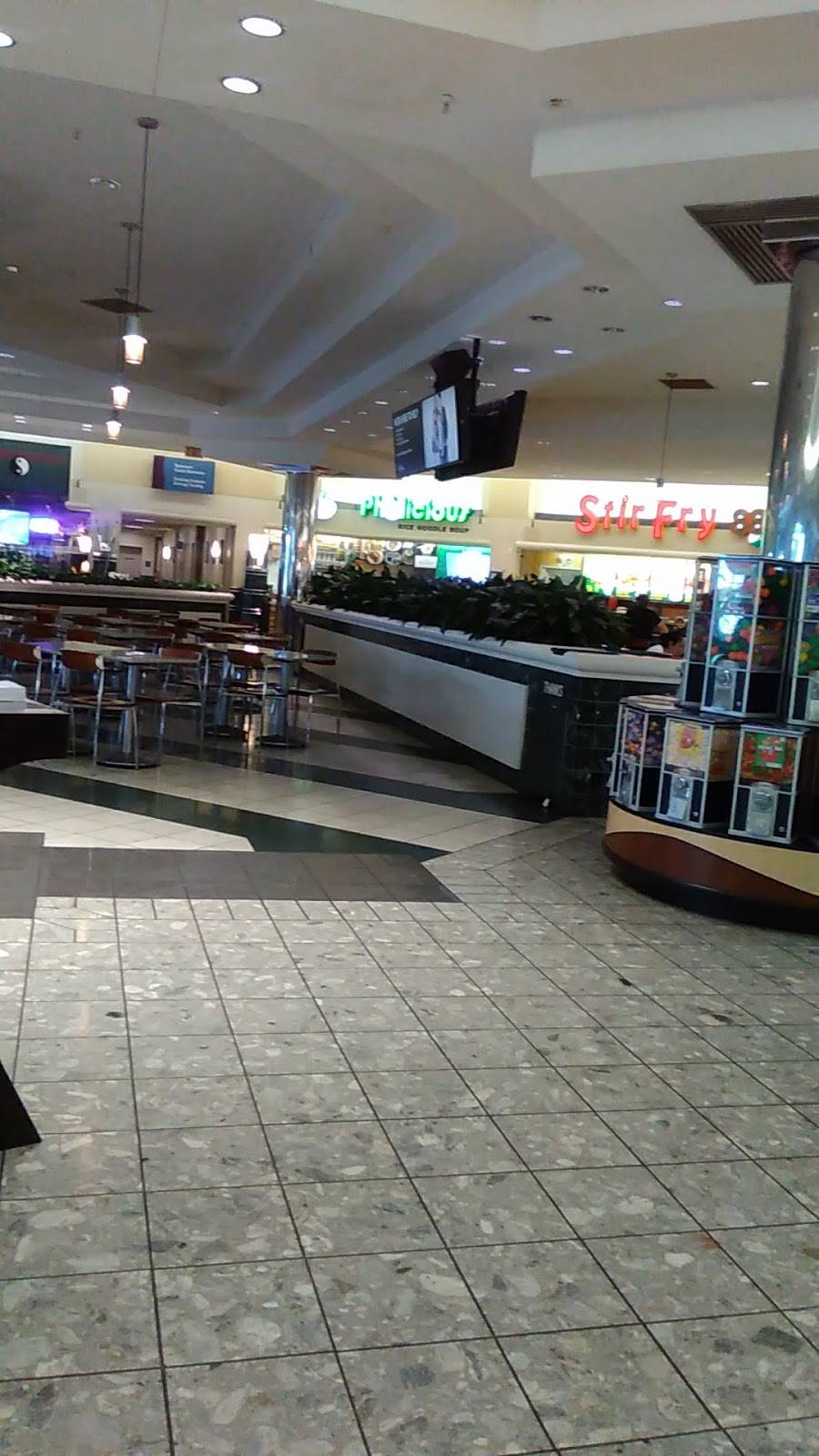 Curry N Grill | restaurant | 5043 Tuttle Crossing Blvd, Dublin, OH 43016, USA | 6147614642 OR +1 614-761-4642