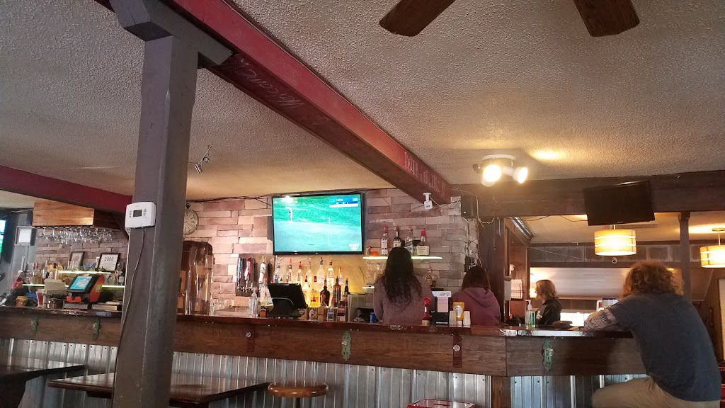 Red Rooster Tavern | restaurant | 2998 N Scenic Dr, Muskegon, MI 49445, USA | 2317444006 OR +1 231-744-4006