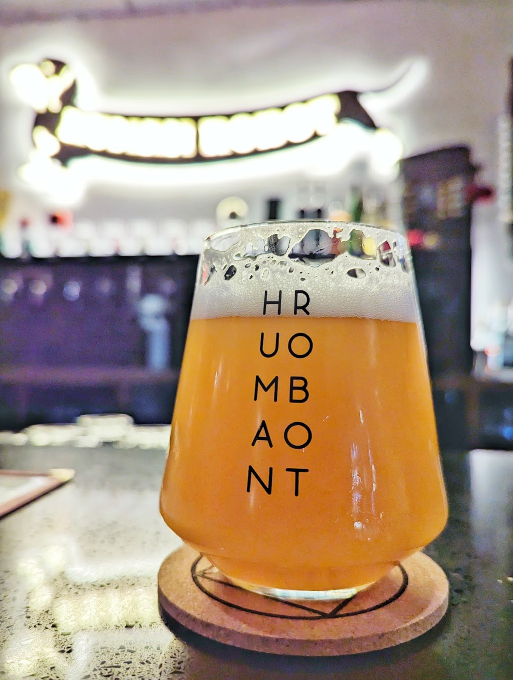 Human Robot Süd | restaurant | 1646 S 12th St, Philadelphia, PA 19148, USA | 2154195938 OR +1 215-419-5938