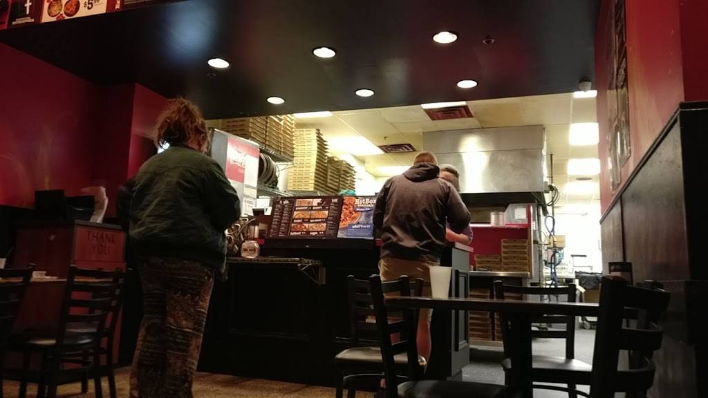 HotBox Pizza | meal delivery | 30 E Georgia St, Indianapolis, IN 46204, USA | 3176566000 OR +1 317-656-6000