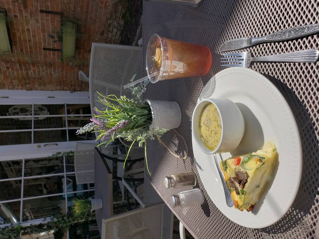 State Street Market | restaurant | 208 State St, Alton, IL 62002, USA | 6184628800 OR +1 618-462-8800