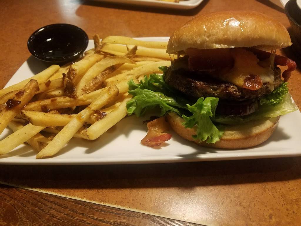 TGI Fridays | restaurant | 351 W Schuylkill Rd A-2, Pottstown, PA 19465, USA | 6107189560 OR +1 610-718-9560