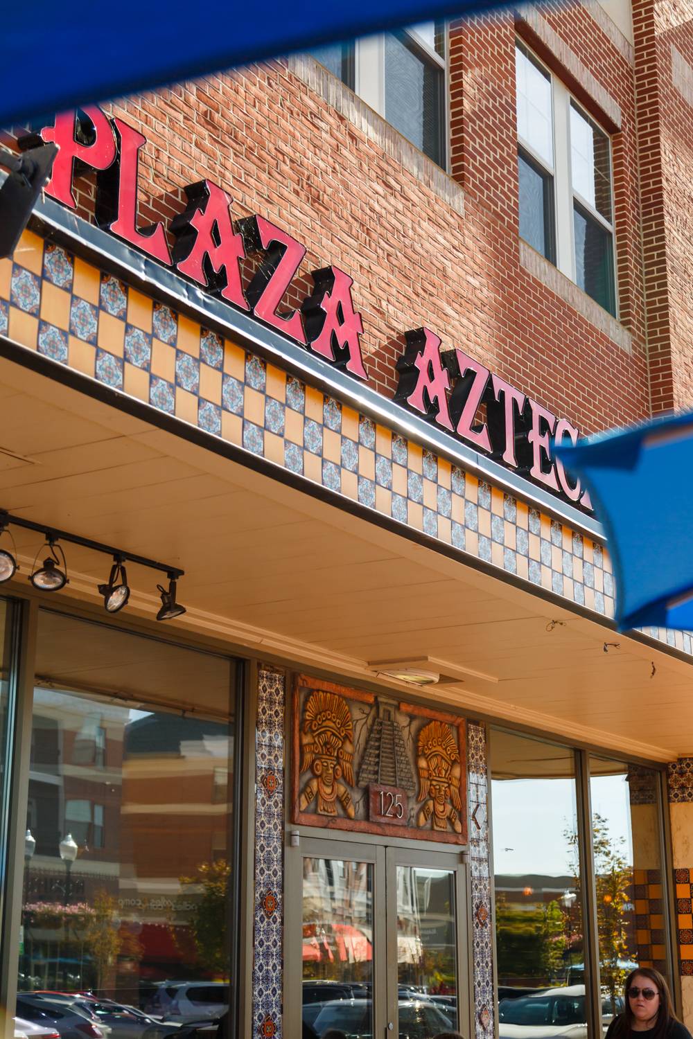 Plaza Azteca | restaurant | 1608 Village Market Boulevard Southeast Suite 125, Leesburg, VA 20175, USA | 7037793612 OR +1 703-779-3612