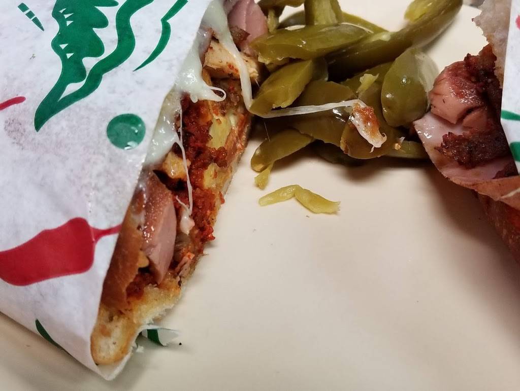 Torteria Insurgentes | restaurant | 7019 Holly Hill Dr, Dallas, TX 75231, USA | 2147505542 OR +1 214-750-5542