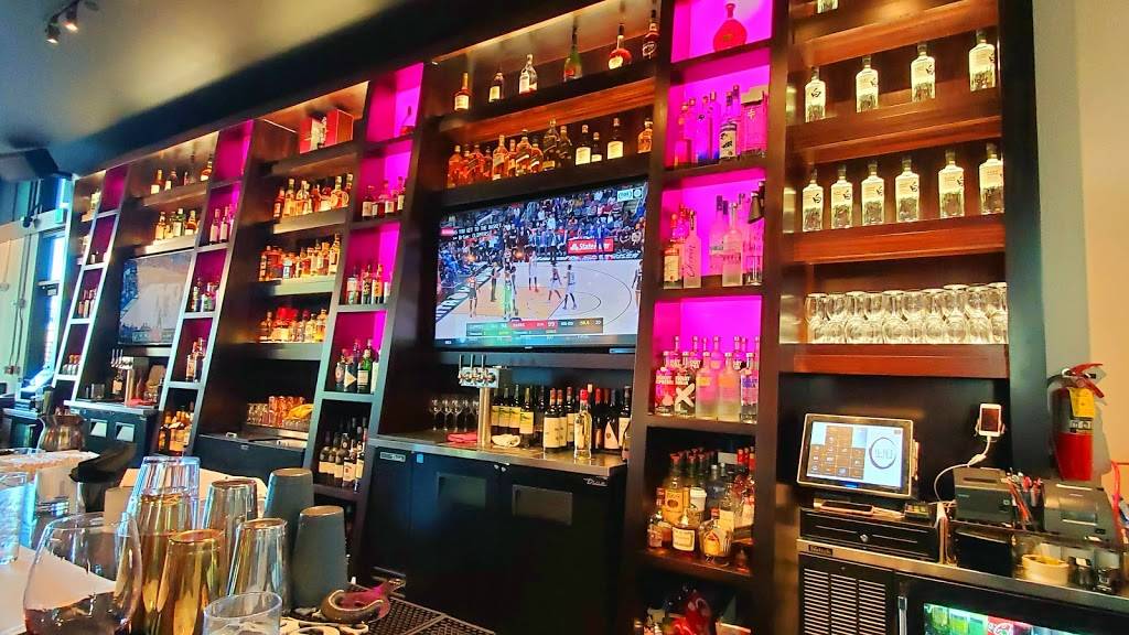 Ya-Ya’s Chophouse & Seafood | restaurant | 508 Keawe St, Honolulu, HI 96813, USA | 8087254187 OR +1 808-725-4187