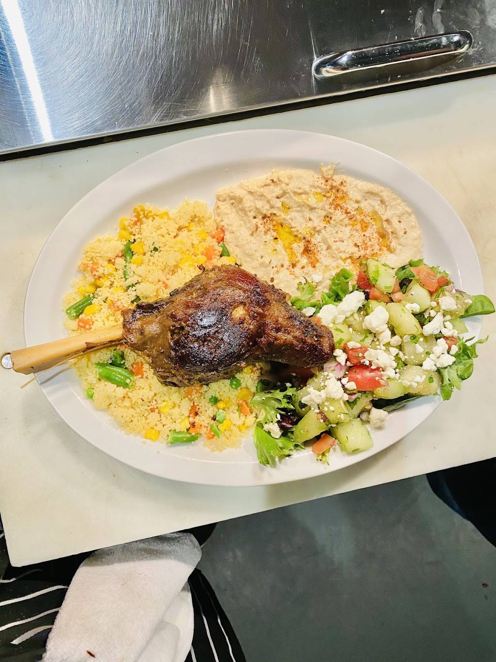 Nyc gyro | restaurant | 200 Manufacturers Rd, Chattanooga, TN 37405, USA | 4235984976 OR +1 423-598-4976