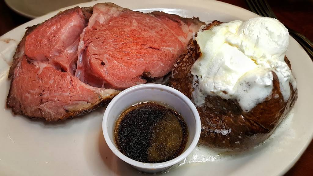 Texas Roadhouse | restaurant | 201 Grand Hill Pl, Holly Springs, NC 27540, USA | 9195771900 OR +1 919-577-1900