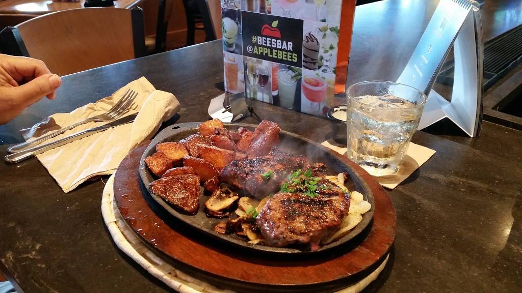 Applebees Grill + Bar | restaurant | 24467 Sandhill Blvd, Port Charlotte, FL 33983, USA | 9412359184 OR +1 941-235-9184