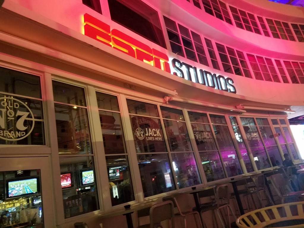 The Clevelander Bar | night club | 1020 Ocean Dr #1, Miami Beach, FL 33139, USA | 3055324006 OR +1 305-532-4006