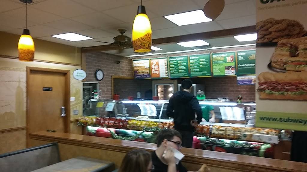 Subway | restaurant | 2243 S Ridgewood Ave, South Daytona, FL 32119, USA | 3867617563 OR +1 386-761-7563