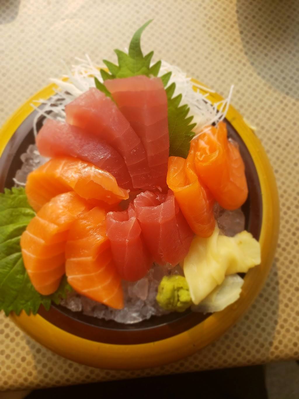 Kamehachi | restaurant | 1531 N Wells St, Chicago, IL 60611, USA | 3126643663 OR +1 312-664-3663