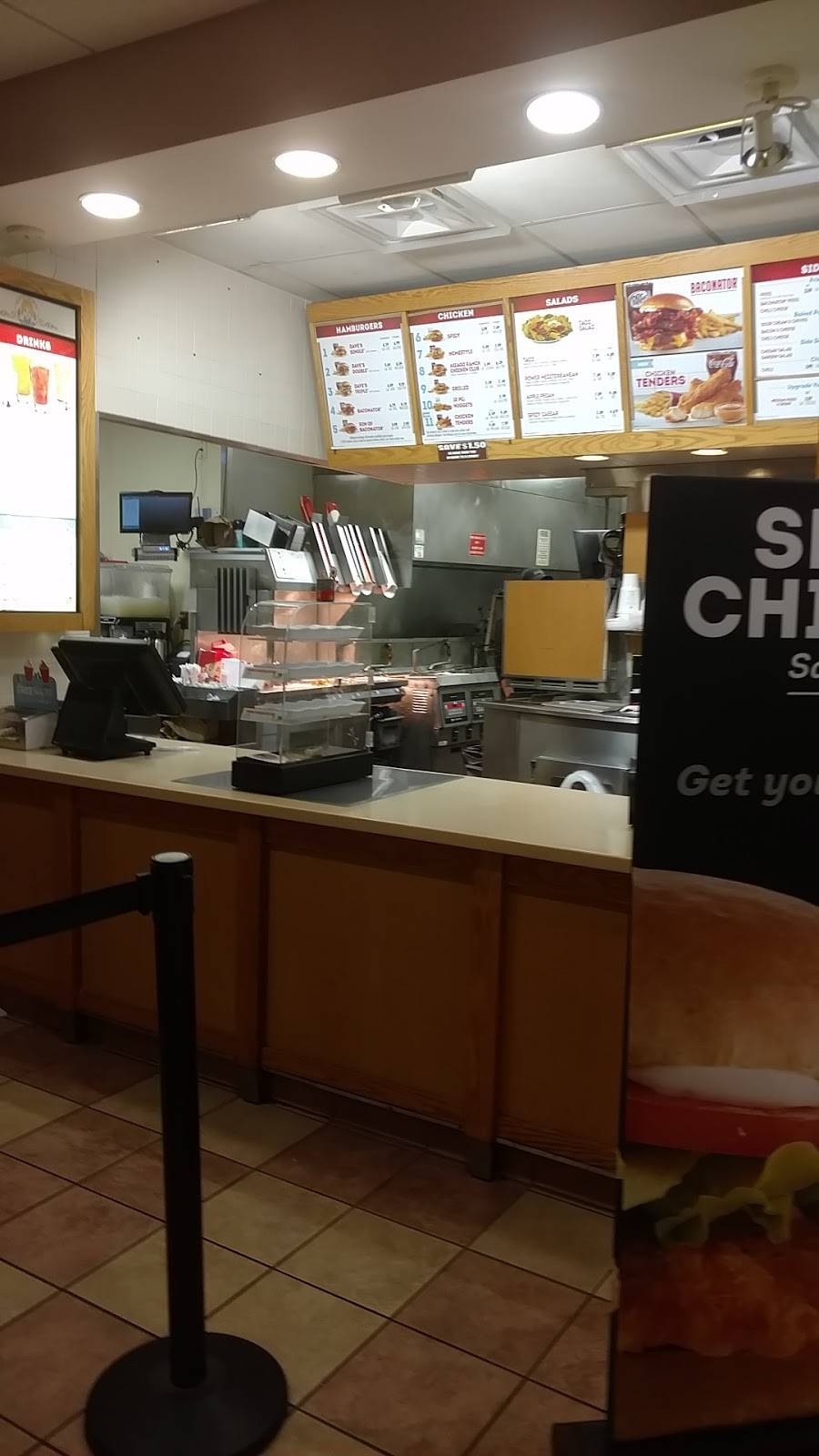 Wendys | restaurant | 6122 Oxon Hill Rd, Oxon Hill, MD 20745, USA | 3015673575 OR +1 301-567-3575