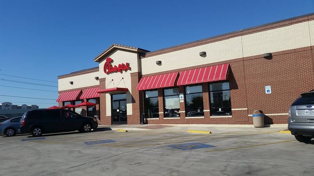 Chick-fil-A | restaurant | 2213 S Interstate 35, San Marcos, TX 78666, USA | 5123925771 OR +1 512-392-5771
