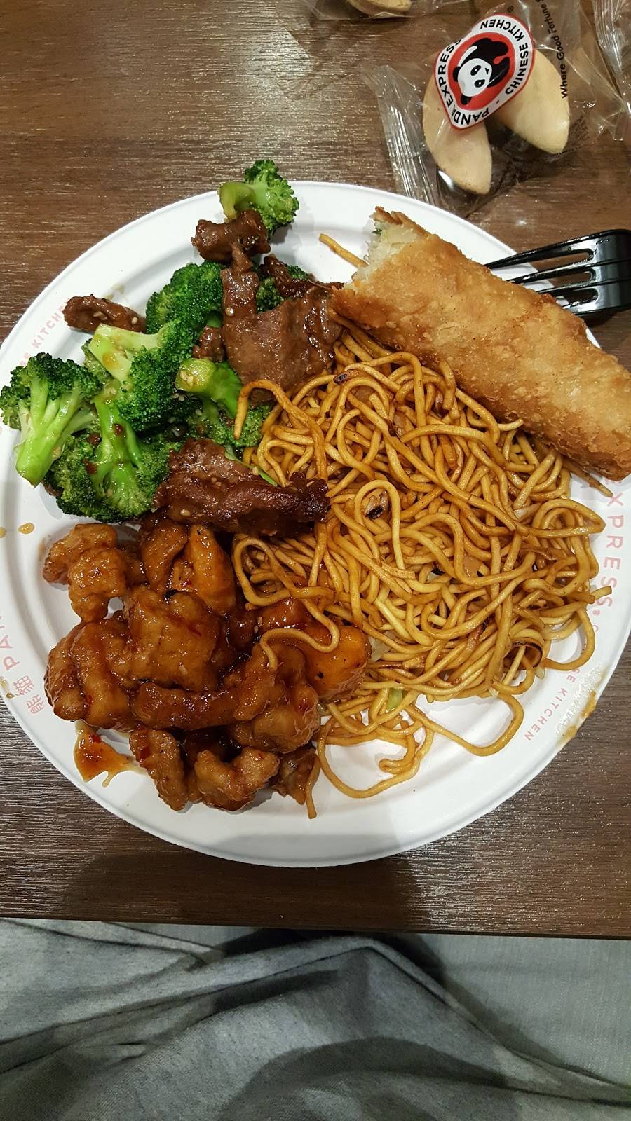 Panda Express | meal takeaway | 109 Creekside Crossing, New Braunfels, TX 78130, USA | 8306209118 OR +1 830-620-9118