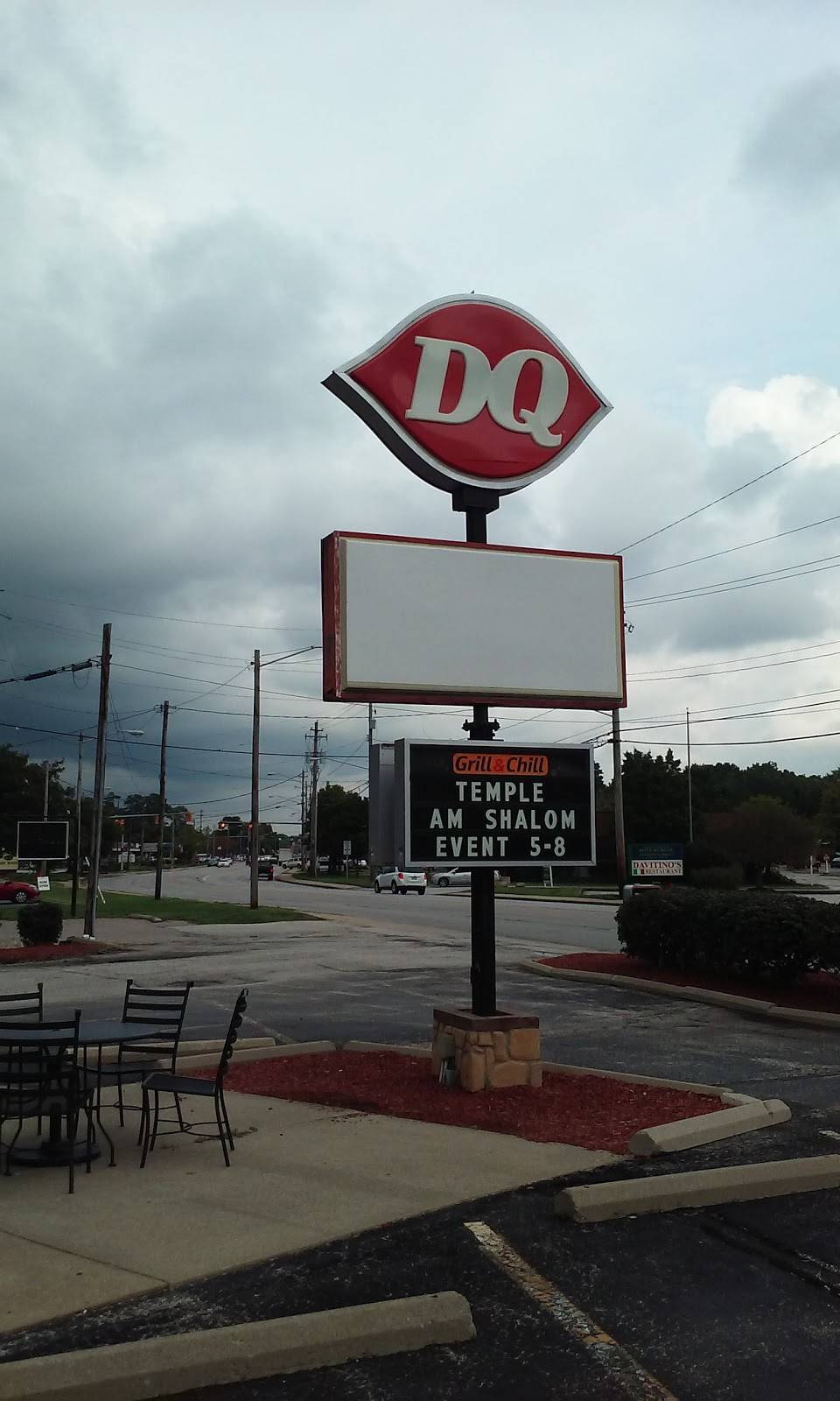 DQ Grill & Chill Restaurant | restaurant | 8787 Mentor Ave, Mentor, OH 44060, USA | 4402557884 OR +1 440-255-7884