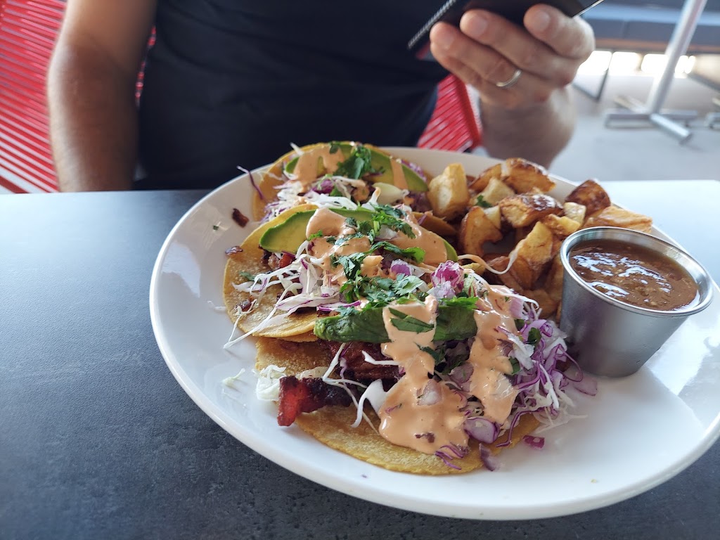 Seis Kitchen Oro Valley | restaurant | 9740 N Oracle Rd #110, Oro Valley, AZ 85704, USA | 5207975669 OR +1 520-797-5669