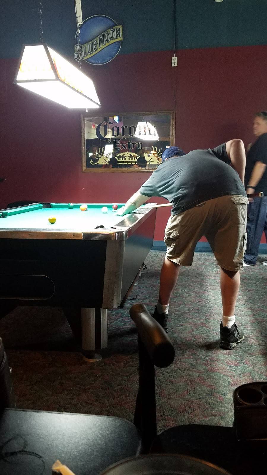 Stix Billiards Sports & Grill | restaurant | 7985 Vineyard Ave, Rancho Cucamonga, CA 91730, USA | 9099895020 OR +1 909-989-5020