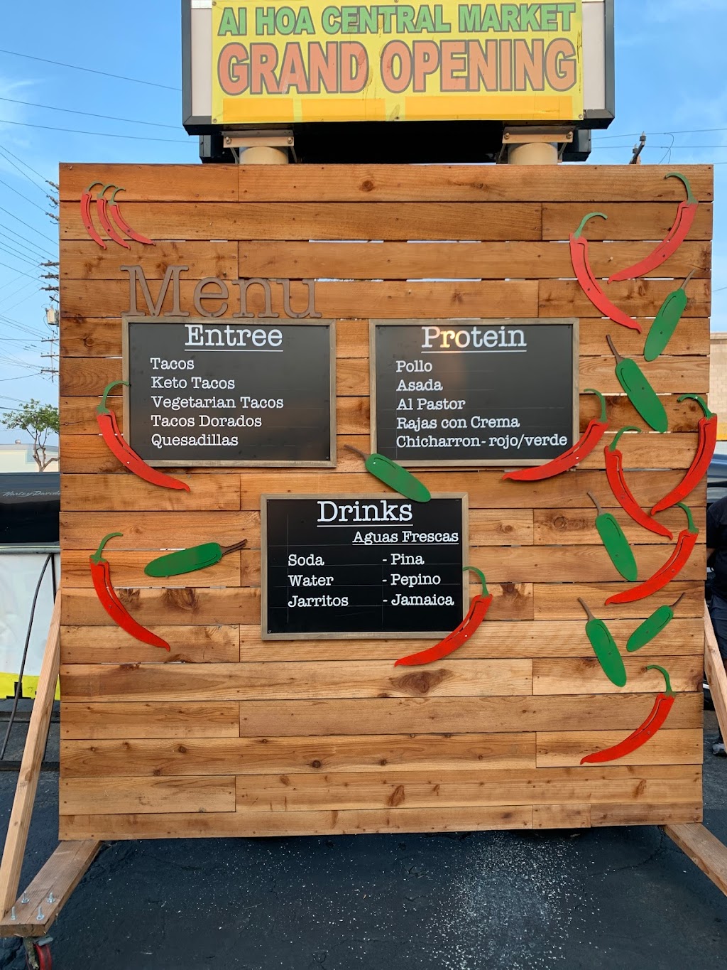 Taco SAAS | restaurant | 10300 Rush St, South El Monte, CA 91733, USA | 6267581577 OR +1 626-758-1577