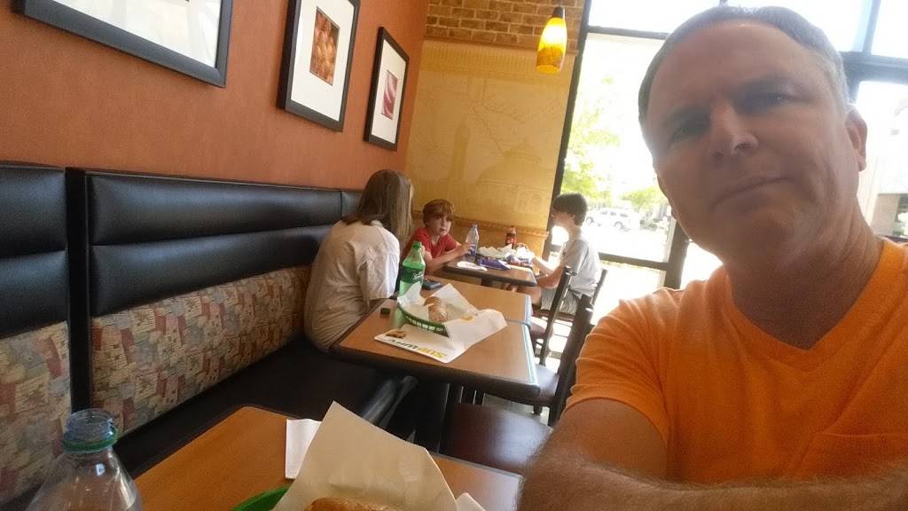 Subway | meal takeaway | 175 Grandview Blvd Suite 410, Madison, MS 39110, USA | 6018538947 OR +1 601-853-8947