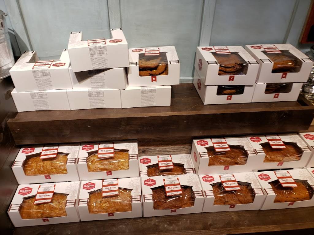 Bob Evans | restaurant | 3260 Village Dr, Franklin, OH 45005, USA | 5134224215 OR +1 513-422-4215