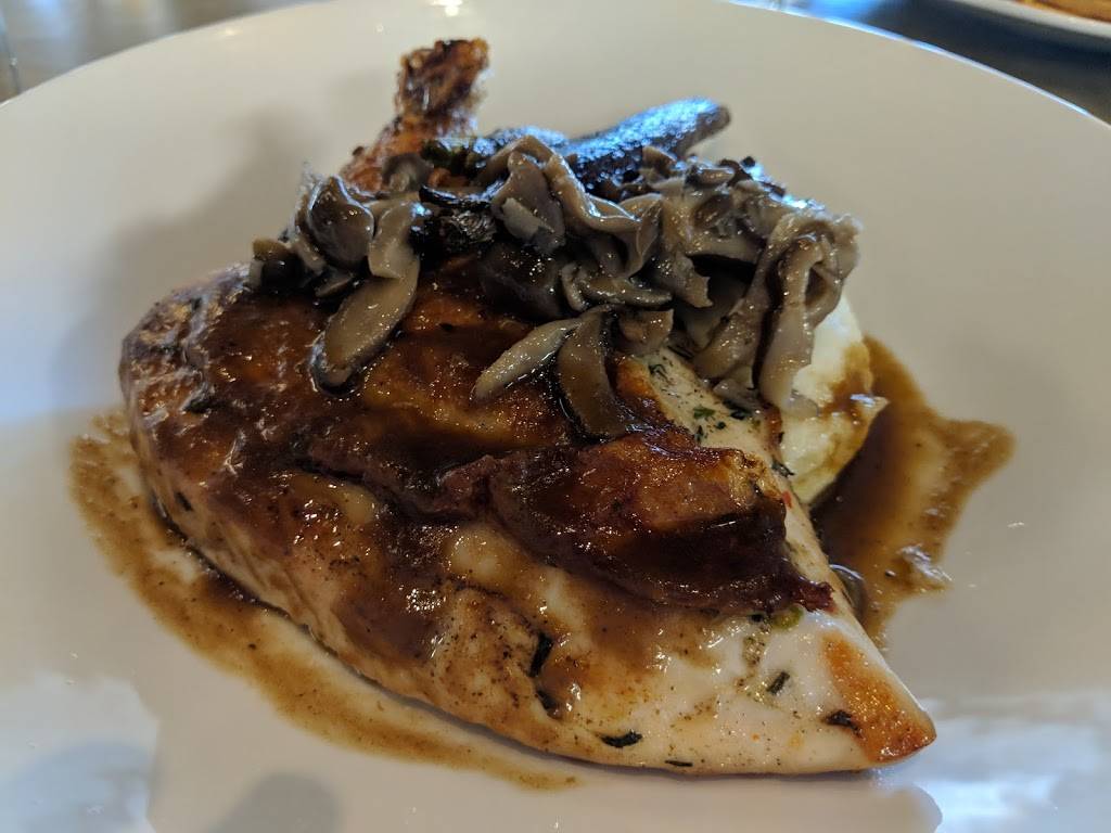 Old Gilman Grill | restaurant | 216 W 8th St, Chattanooga, TN 37402, USA | 4232697449 OR +1 423-269-7449