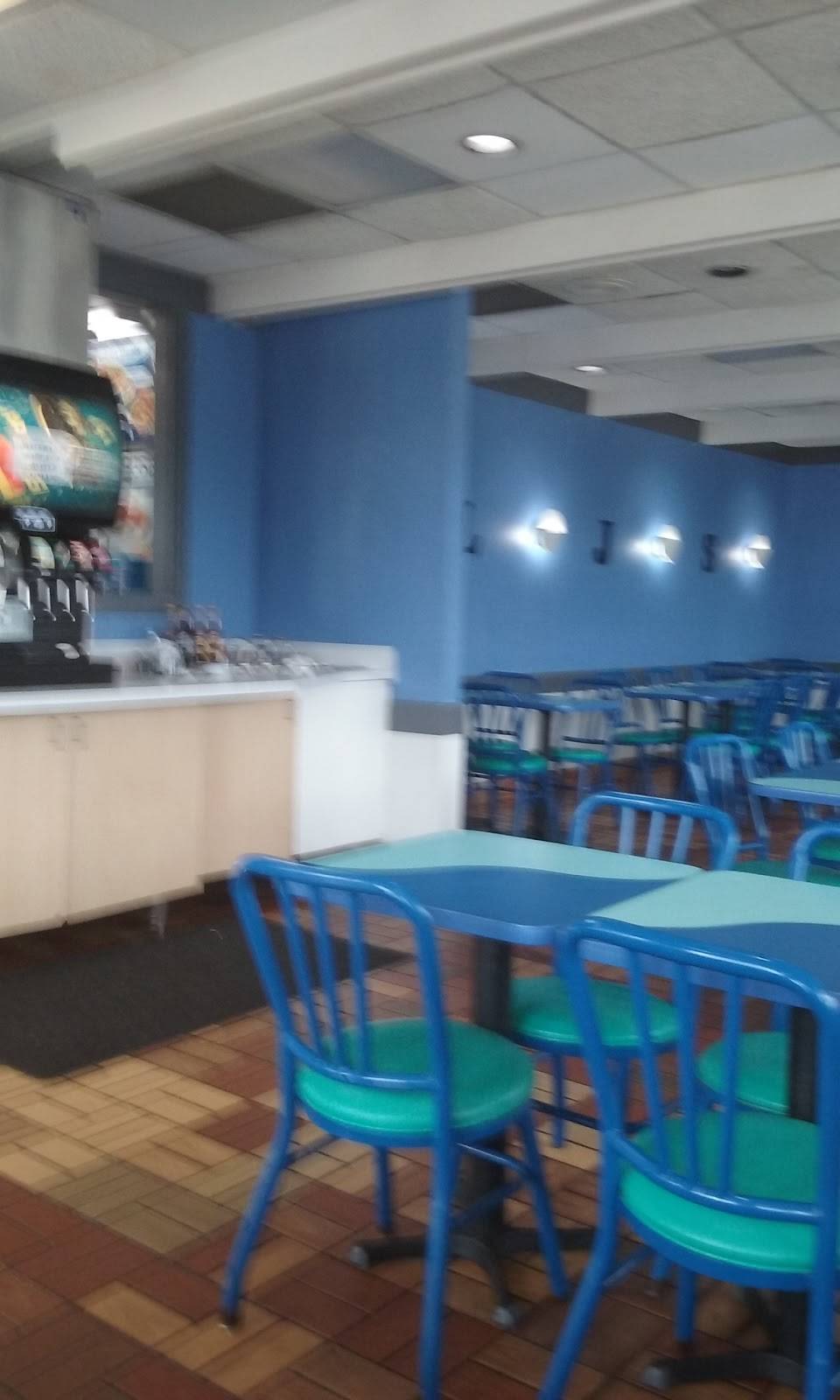 Long John Silvers | restaurant | 1520 W Henderson St, Cleburne, TX 76033, USA | 8175067549 OR +1 817-506-7549